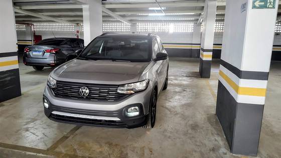 VOLKSWAGEN T-CROSS 1.0 200 TSI TOTAL FLEX THE TOWN AUTOMÁTICO